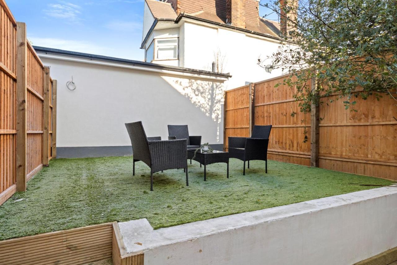 Star London Vivian Avenue 2-Bed Retreat With Garden Lägenhet The Hyde Exteriör bild